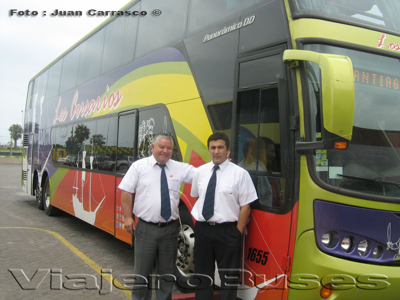 Busscar Panoramico DD / Mercedes Benz O-500RSD / Los Corsarios - Conductores: Sr. Roberto Tapia, Sr. Marcelo Valdes