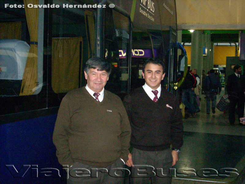 Busscar Panoramico DD / Mercedes Benz O-500 RSD / Linatal - Conductor: Jose Vasquez, Asistente: Juan Almuna
