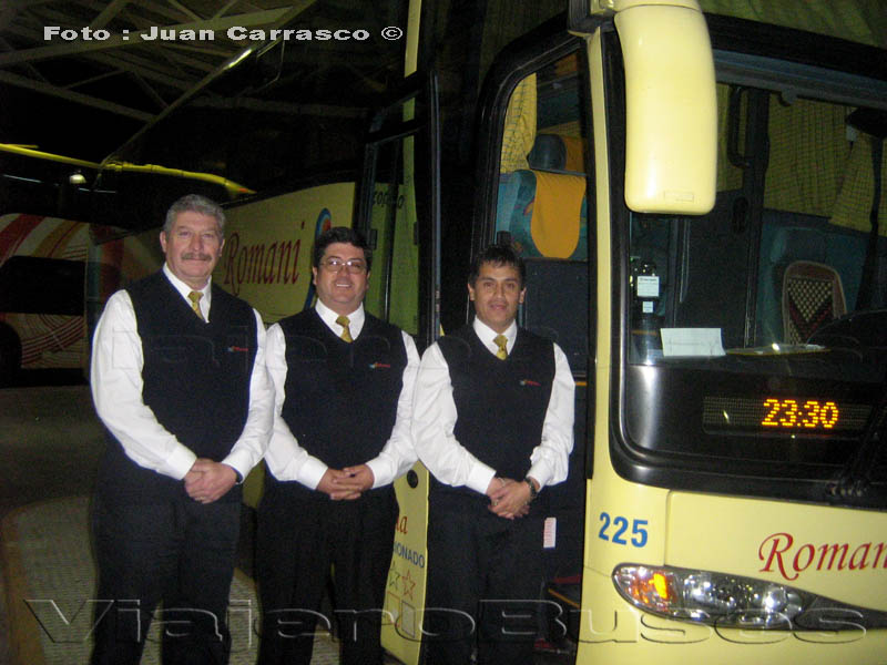 Marcopolo Paradiso 1200 / Mercedes Benz O-400RSE / Romani - Conductores Sres. Eduardo Vidal - Victor Nievas, Asistente Sr. Arturo Barrios